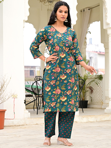 ชุดสلوار คามีซ ผ้าฝ้ายพิมพ์ลายดอกไม้สไตล์ชาติพันธุ์ สีเขียวอมฟ้า สำหรับผู้หญิง ความยาวระดับน่อง เหมาะสำหรับงานปาร์ตี้และฤดูร้อน คอวี แขนสามส่วน - Product Image 4