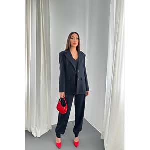 Conjunto de Traje de Tres Piezas a Rayas Azul Marino para Mujer, Venta al Por Mayor - Product Image 5