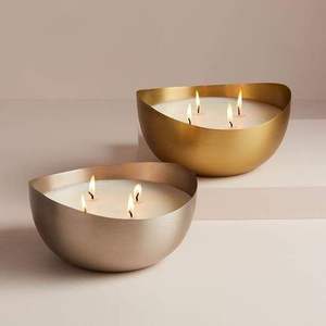 Elegante tarro de vela de cera de metal perfecto para salones de cocinas modernas y eventos de cena con velas - Product Image 2