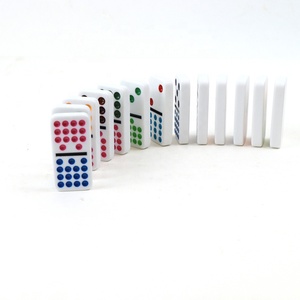 Nhà Máy Tùy Chỉnh Đôi <span class=keywords><strong>15</strong></span> Domino Gạch Thiết Lập 136Pcs Trắng <span class=keywords><strong>Dominoes</strong></span> Màu Dot Mỗi Thiết Lập Biểu Tượng Tùy Chỉnh Cho Hội Đồng Quản Trị Cờ Bạc Trò Chơi - Product Image 5