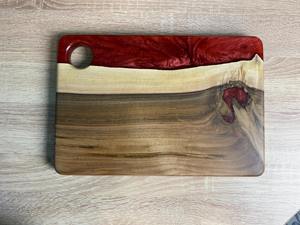 Tabla de Cortar de Madera con Diseño de Resina Roja, Tabla de Cortar Artesanal Moderna, Perfecta para Preparar en la Cocina y Servir en la Mesa, de la India - Product Image 5