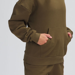 Ensemble court à capuche élégant pour femmes Ensemble deux pièces personnalisé Vente en gros Sportswear Training Loungewear - Product Image 3