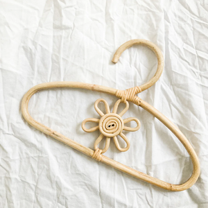 Perchas de ratán natural a granel para ropa de bebé niño colgador de secado decorado con flores para espacio de armario - Product Image 3