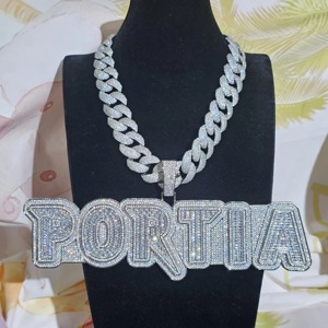 Collar con Colgante de Letra Personalizada con Incrustaciones de Diamantes de Imitación VVS de Lujo, Chapado en Oro, Plata 925, Estilo Baguette, para Hombre - Product Image 3