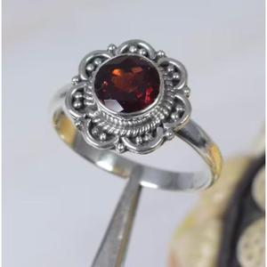 Precioso anillo de granate rojo, piedra preciosa hecha a medida, joyería de plata de ley 925, venta al por mayor a granel, anillos de plata fina, oferta de joyería - Product Image 4