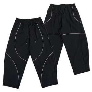 Survêtements de sport en nylon à fermeture éclair vierges pour hommes Streetwear survêtement coupe-vent décontracté surdimensionné ensembles de survêtement en nylon réfléchissant personnalisés - Product Image 3