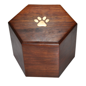 Urne pour animaux de compagnie en bois hexagonal naturel fabriqué à la main boîte à souvenirs de cendres de style européen meilleur prix du Vietnam - Product Image 1