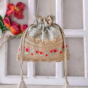 Bolsos Potli de Diseño Elegante y Ecológicos de Poliéster para Regalos de Boda, Bolsa India Personalizable en Varios Tamaños, Bolsos de Mano para Mujer - Product Image 1