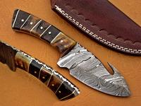 Couteau de chasse et de camping artisanal en acier Damas, lame droite, manche en bois, pour le désossage et le dépecage, DIY, OEM, cadeaux d'anniversaire et pour garçons d'honneur