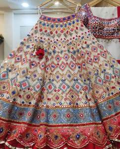 Lehenga Choli para mujer boda Georgette Lehenga adornado con espejos reales trabajo de bordado - Product Image 2