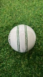 Balle dure de cricket en cuir d'alun blanc Pak 156g balles dures de cricket de test de match balles de cricket senior - Product Image 4