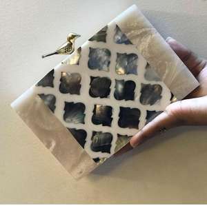 2025 nuevo diseñador de moda moderno bolso de mano para mujer con cadenas personalizar tamaño uso diario eventos de boda - Product Image 6