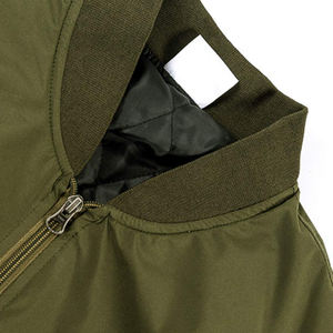 Blouson d'aviateur d'hiver pour hommes avec service OEM meilleure vente nouvelle veste imperméable et respirante personnalisée avec décoration de poches motif uni - Product Image 2