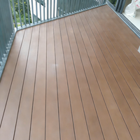 Planches de terrasse extérieures modernes anti-rayures, protégées contre les UV, à clic, haute résistance pour terrasse, balcon, cour, jardin