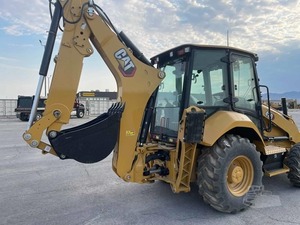 รถตักล้อยางมือสอง Caterpillar 416E พร้อมบุ้งกี๋หน้าและบุ้งกี๋หลังสำหรับงานก่อสร้าง - Product Image 5