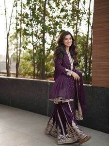 Ensemble Kurta Palazzo de Luxe Unity avec Broderie Violette et Dupatta - Product Image 3