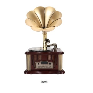 Exhibición de gramófono Vintage antiguo para decoración del hogar y la sala de estar - Product Image 1