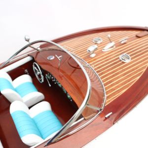 スリル満点の リバアクアラマモデルボート アドベンチャーに最適 - 今