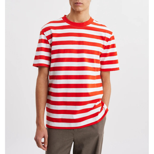 เสื้อยืดคอกลมแขนสั้นลายทางสีแดงขาวสำหรับผู้ชาย ผ้าฝ้าย ทรงปกติ สไตล์ลำลอง Trackstar OEM แบรนด์ส่วนตัว TSI-G05-P0153 - Product Image 1