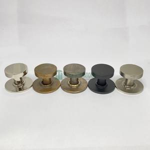 Perilla plana de latón macizo de lujo con acabado personalizado, tirador de cajón de armario a granel, con placa de fondo, venta al por mayor - Product Image 3