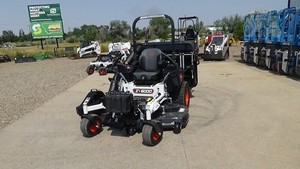 Nouvelle tondeuse autoportée hydrostatique à braquage zéro 2024 de 61 pouces, 27 CV, 852 cm³, 15 gallons, robuste, commerciale, haute performance pour l'entretien des pelouses - Product Image 4