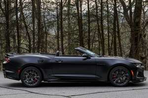 Chevrolet Camaro ZL1 Convertible Edición Coleccionista Usado 2024 - Product Image 2