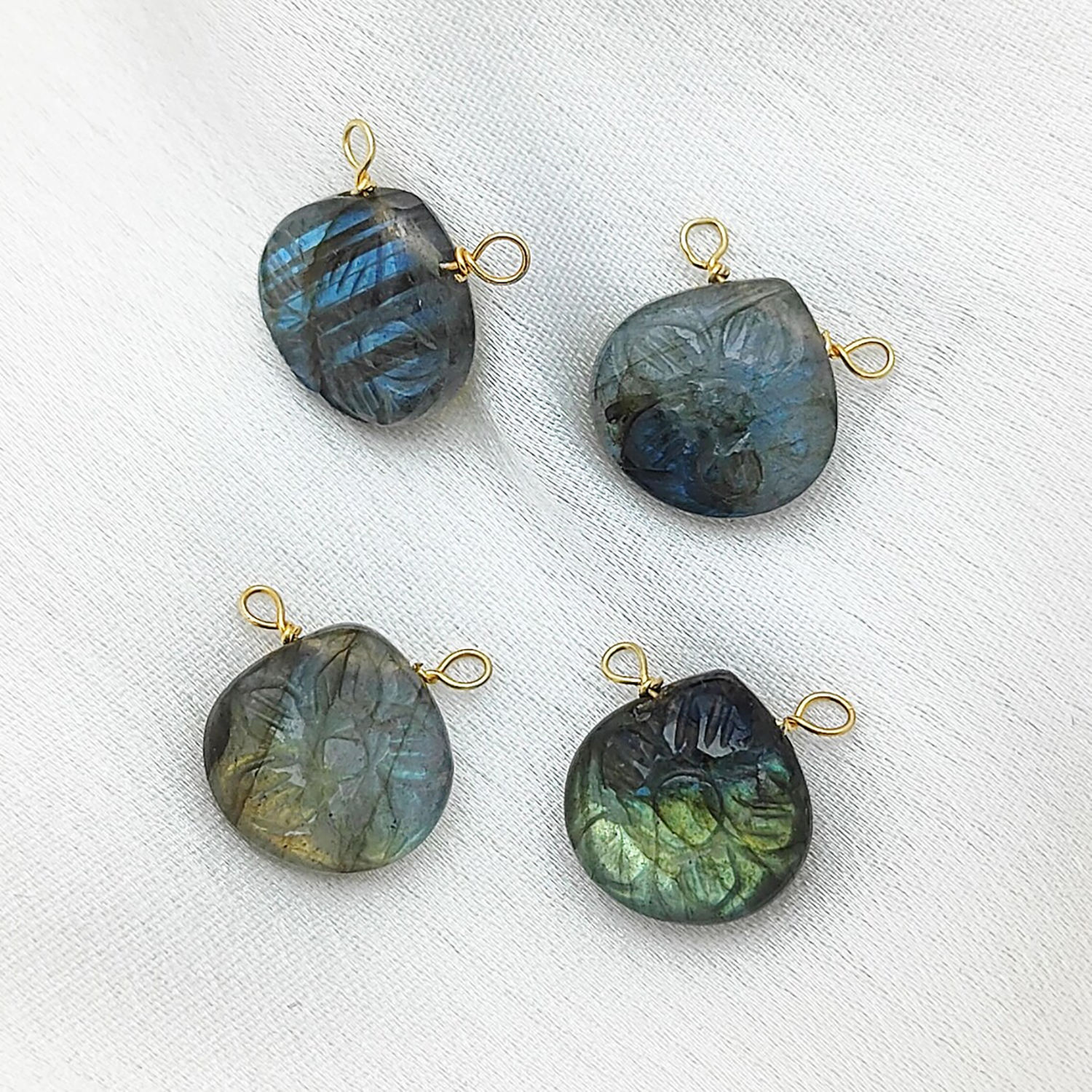 ลาบราดอไลท์