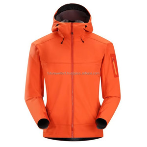 OEM Meilleure veste de randonnée étanche pour hommes Coupe-vent softshell léger doublé polaire avec logo personnalisé - Product Image 3
