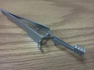 1 NUEVO MANUAL DE ACCIÓN CRUZADA DE ACERO INOXIDABLE HEISS RETRACTOR BLUNT 4,5 "INSTRUMENTO QUIRÚRGICO - Product Image 3