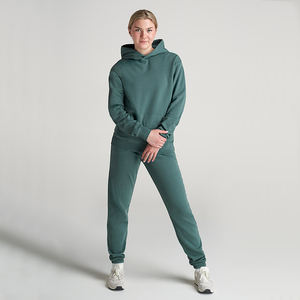 Ensemble de survêtement personnalisé pour femme en molleton de coton et polyester respirant, avec pantalon et sweat à capuche long, idéal pour l'hiver et l'automne - Product Image 4
