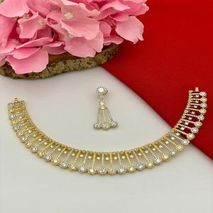 Ensemble de collier en diamants américains de qualité supérieure pour les filles, parfait pour la fête et le collège, ensemble de collier pour cadeau d'anniversaire - Product Image 1