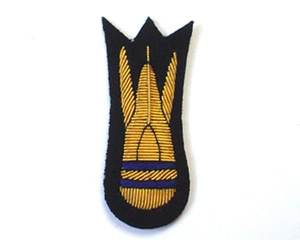 Insignes faits à la main Écusson de poche brodé en fil métallique pour uniformes Insignes personnalisés - Product Image 5