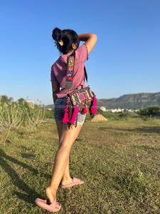 Nouvel arrivage de tissu en coton véritable fait à la main pour femmes du Rajasthani Tribal Multi couleur Boho Hippie daim cuir frange gland Banjara sac - Product Image 2