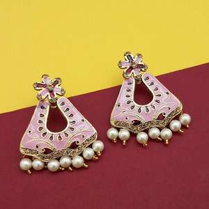 Boucles d'oreilles Kriaa Fine Dangle 1314238D Modèle Pierre Autrichienne Rose Meenakari Dangler - Product Image 1