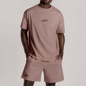 Vente en gros Ensemble de costumes de jogging d'été pour hommes 100% coton T-shirt et short surdimensionnés en fibre de bambou Ensemble deux pièces grande taille - Product Image 3