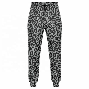 กางเกงจ็อกเกอร์ผ้าฟลีซลายเสือดาวแบบสั่งทำพิเศษ ทรงสลิมฟิต ยูนิเซ็กส์ สไตล์สตรีทแวร์ เหมาะสำหรับออกกำลังกายและฝึกซ้อม มาพร้อมเชือกผูกปรับได้และปลายขาจั๊มพ์ - Product Image 4