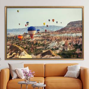 Lienzo impreso: Póster artístico de viaje con paisaje turco de Goreme, 1P: con marco dorado - Product Image 1