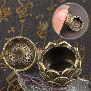 Difusor de Latón para el Hogar, Quemador de Incienso de Latón con Forma de Loto, Decoración para el Hogar y el Templo, Accesorios de Meditación, Ayuda para el Ocio - Product Image 4