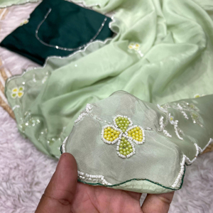 คอลเลกชันของเราชุดส่าหรีผ้าไหมนำเข้าสำหรับงานปาร์ตี้งานแต่งงานสุดพิเศษเทรนด์แฟชั่นล่าสุดสำหรับผู้หญิงเด็กผู้หญิง - Product Image 1