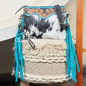 Customized New Design Women's Handbag Hand Tooled <b>Leather</b> Soft & Comfortable Zipper Closure Genuine Cowhide <b>Leather</b> Ladies <b>Purse</b> - Product Image 1
