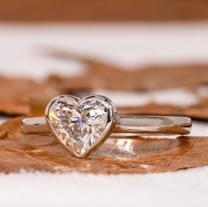 Custom Fashion 1.00ct Heart Cut Lab Grown Diamond Gemstones Jewelry 14k Yellow Gold Bezel Set Wedding <b>Engagement</b> <b>Rings</b> for Women - Product Image 2