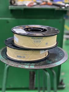 Carrete blanco de la mejor calidad certificado ISO A5.18 ER70S6 AWS Alambre de soldadura D270 D200 Acero bajo en carbono Tamaños de peso completo Excelente - Product Image 2