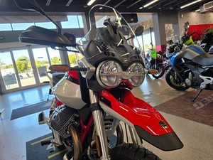 SUPER PREMIUM POWERFUL V85-TT Nouvelle Moto Supersport d'Aventure avec Moteur Quatre Temps et Source d'Énergie Sans Fil/A Batterie - Product Image 2