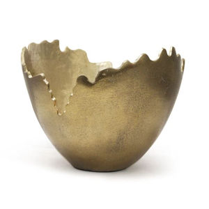 Bol décoratif en laiton martelé de la plus grande qualité pour servir un bol de restauration bol de bonbons au chocolat de conception standard au meilleur prix - Product Image 3