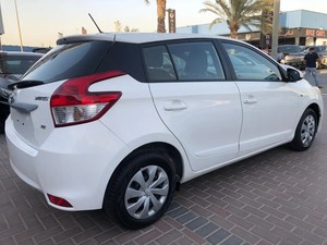2016สำหรับ Toyota Yaris SUV รถร้อนแบบไฮบริดและเบนซินรถพวงมาลัยซ้ายและขวา - Product Image 2