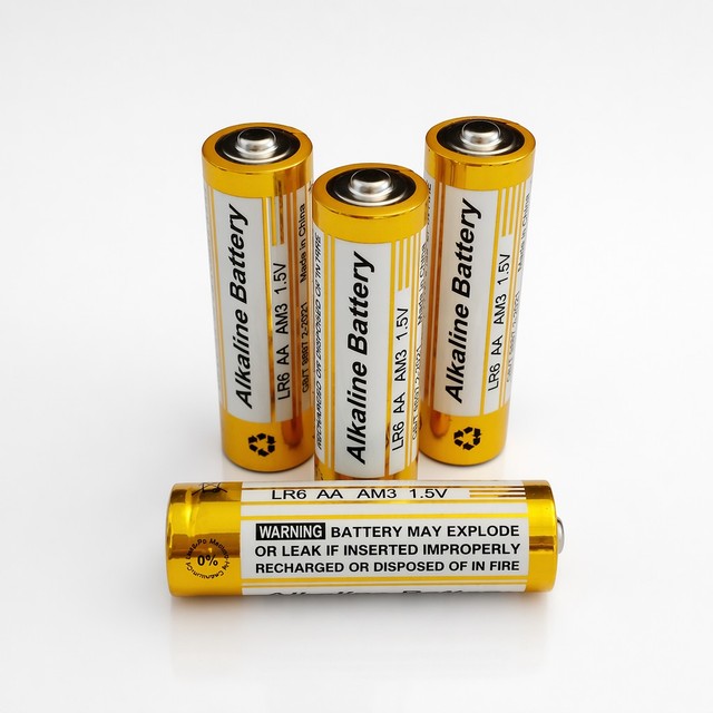 LR6 AA Alkaline Battery 1.5V Non-Rechargeable Primary Dry Cell for Remote Control, Weight Scale, Flashlight, Clocks