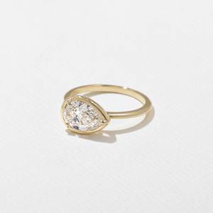 Anillo de Diamante de Laboratorio de 2 Quilates para Mujer, Oro Blanco Sólido de 14K, Claridad VVS2, Corte Brillante, Certificado IGI, Estilo Minimalista para Boda - Product Image 6