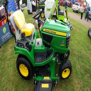 Tout Nouveau Tracteur de Jardin Industriel Diesel Hydrostatique JD X948 avec Pompe de Collecte d'Herbe 24V et en Promotion - Product Image 3