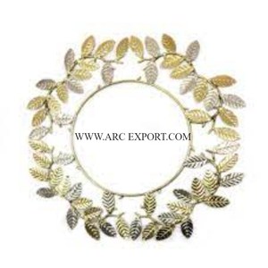 Assiette décorative de table en aluminium couleur or et sous plaqué pour table de fête Vaisselle de table Assiette de table en vente - Product Image 3