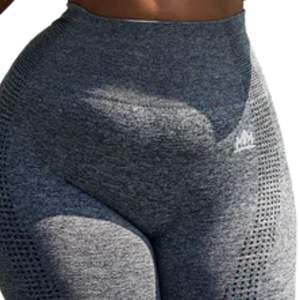 Ensemble de vêtements de sport pour femmes, soutien-gorge de sport et short taille haute, deux pièces, tenue de sport active, extensible - Product Image 4